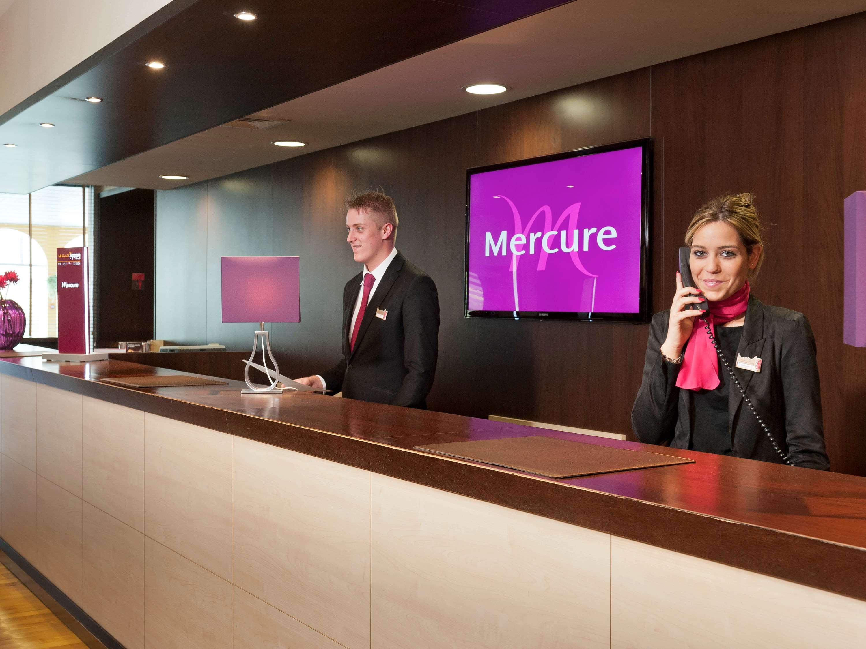 Mercure Paris Velizy Exterior photo